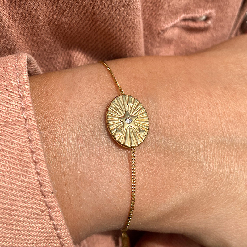 Bracelet acier doré strass et étoile du nord