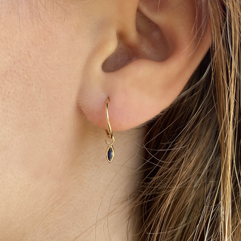 Créole or 18 carats et Marquise Saphir