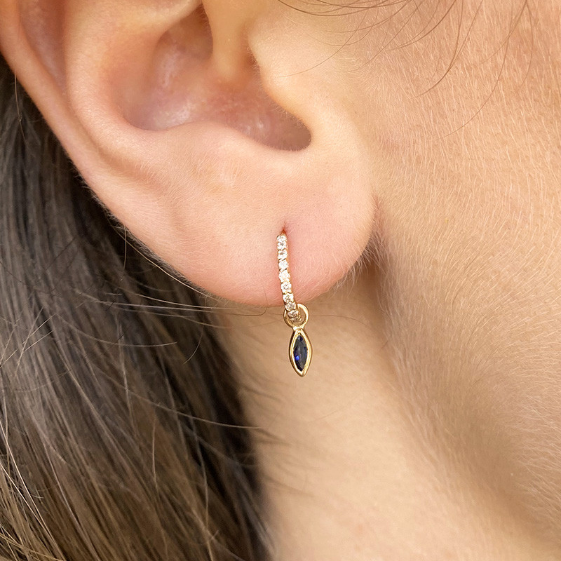 Créole or 18 carats diamantée et Marquise Saphir
