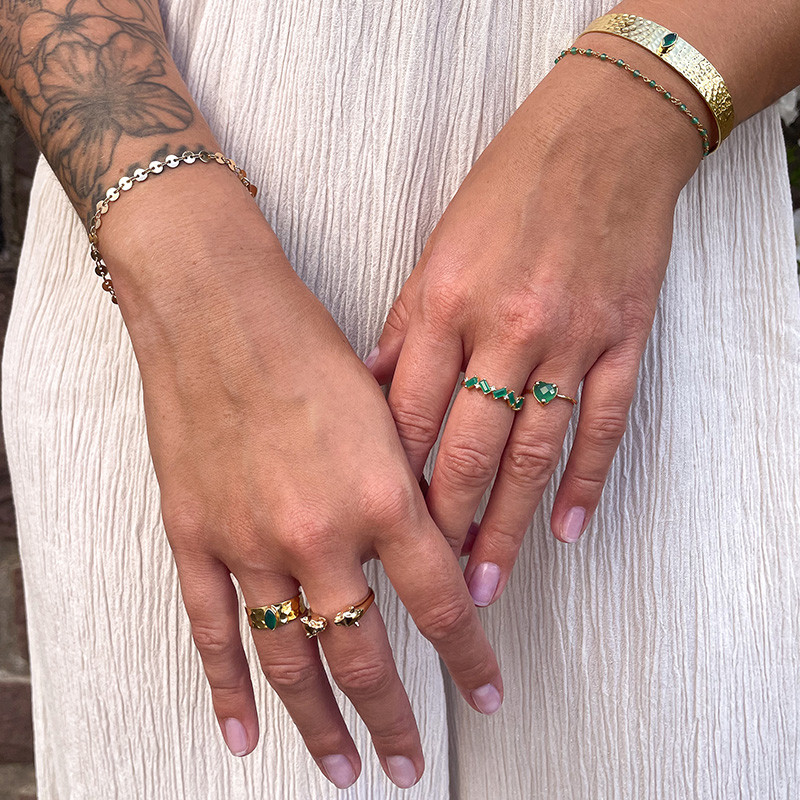 Bague Dorée martelée Onyx Vert