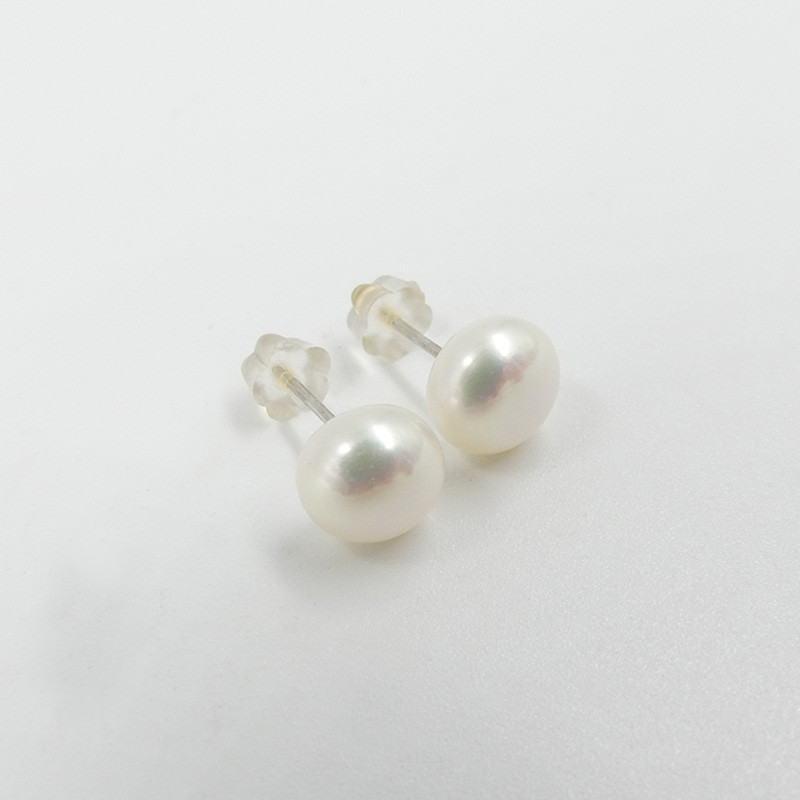 Clous d'oreilles perles d'eau douce