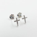 Clous d'oreilles Argent croix strass