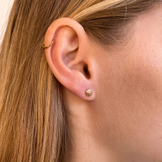 Clous d'oreilles plaqué or coquillage