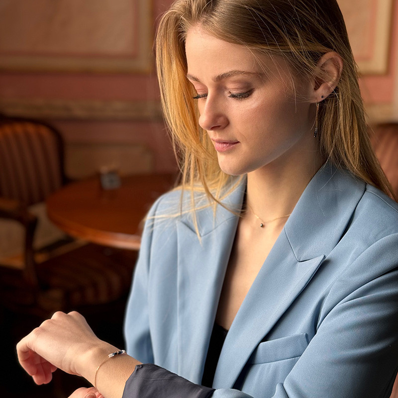 Bracelet or 18 carats et Saphir