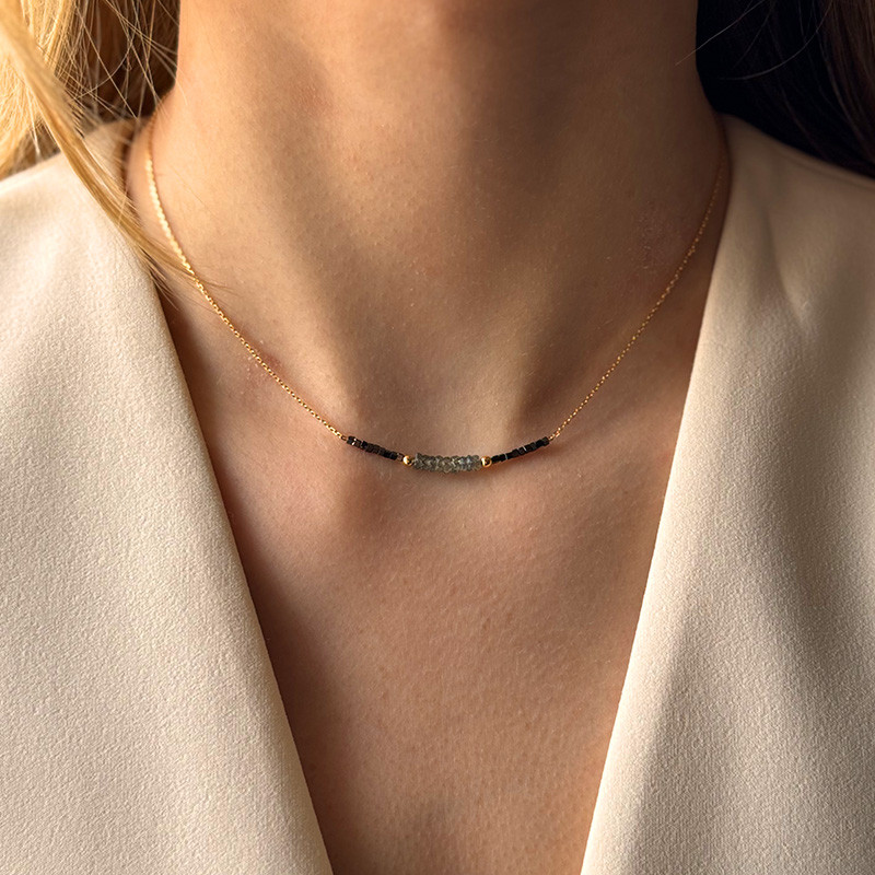 Collier or 18 carats Diamants et Saphir