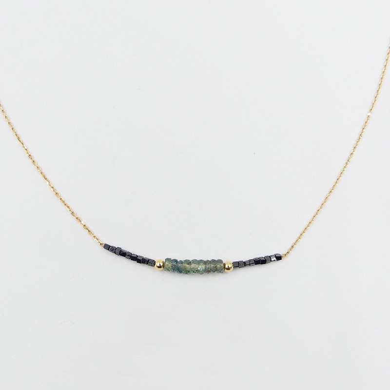 Collier or 18 carats Diamants et Saphir