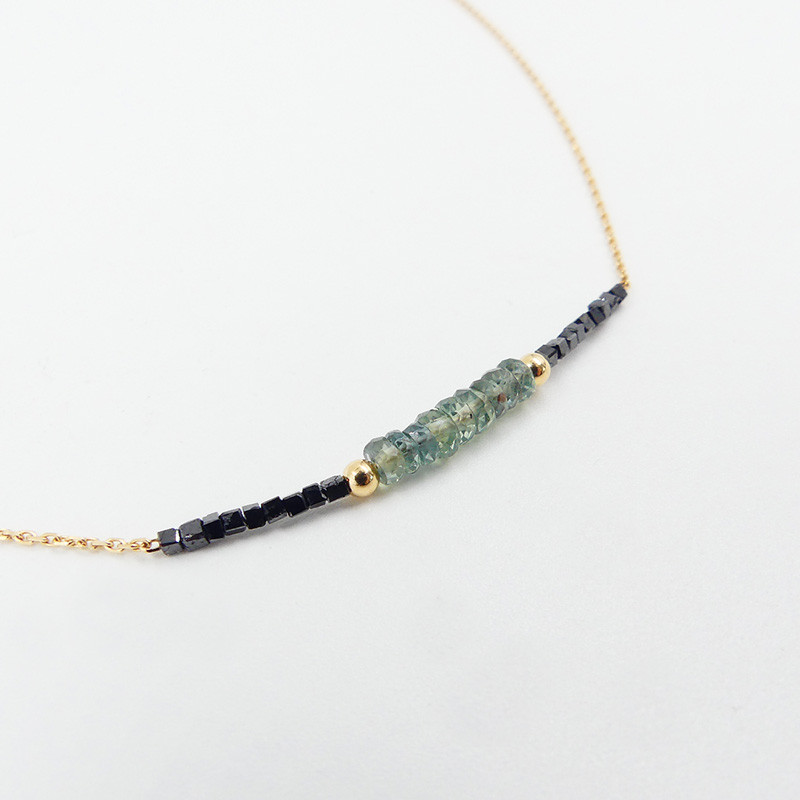 Collier or 18 carats Diamants et Saphir