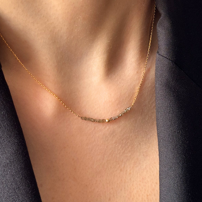 Collier or 18 carats et Diamants Gris