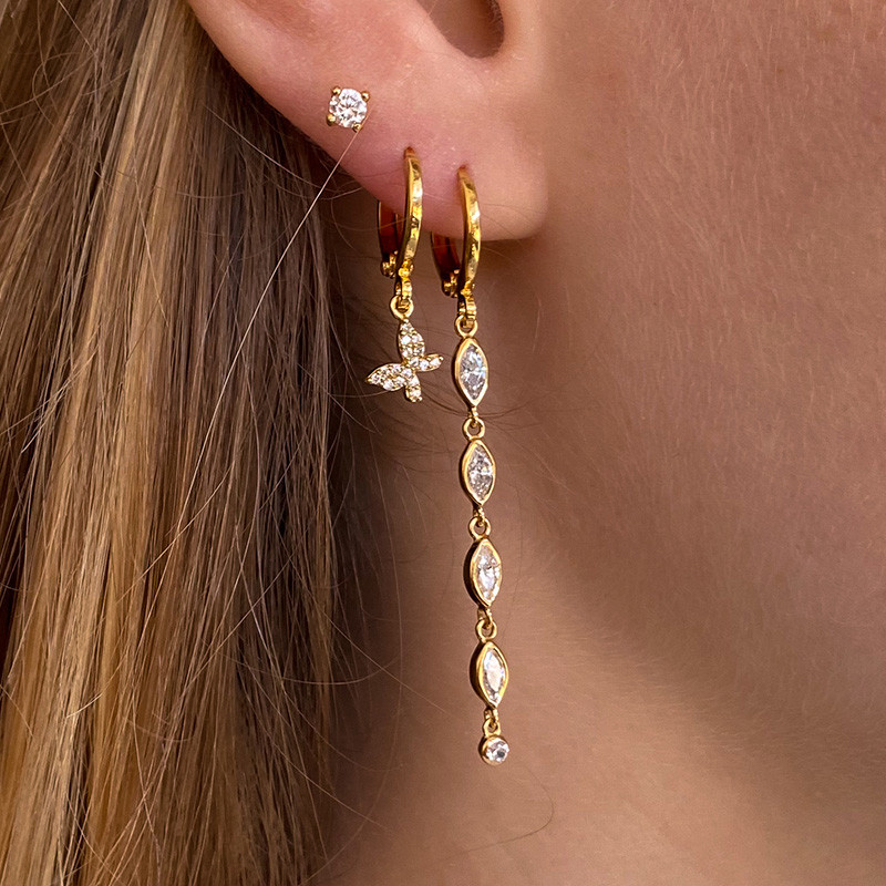 Boucles à l'unité Plaqué Or pendantes marquises strass