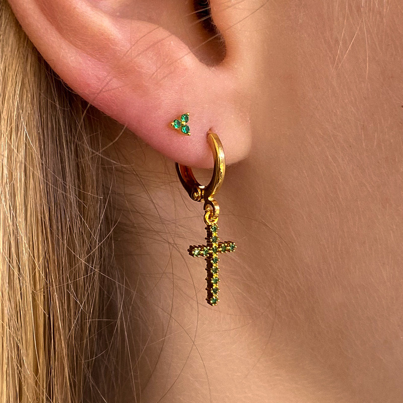 Boucle à l'unité Plaqué Or Croix Verte