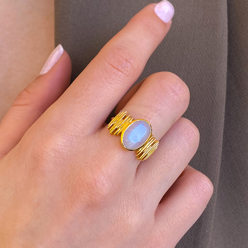 Bague Dorée Pierre de lune