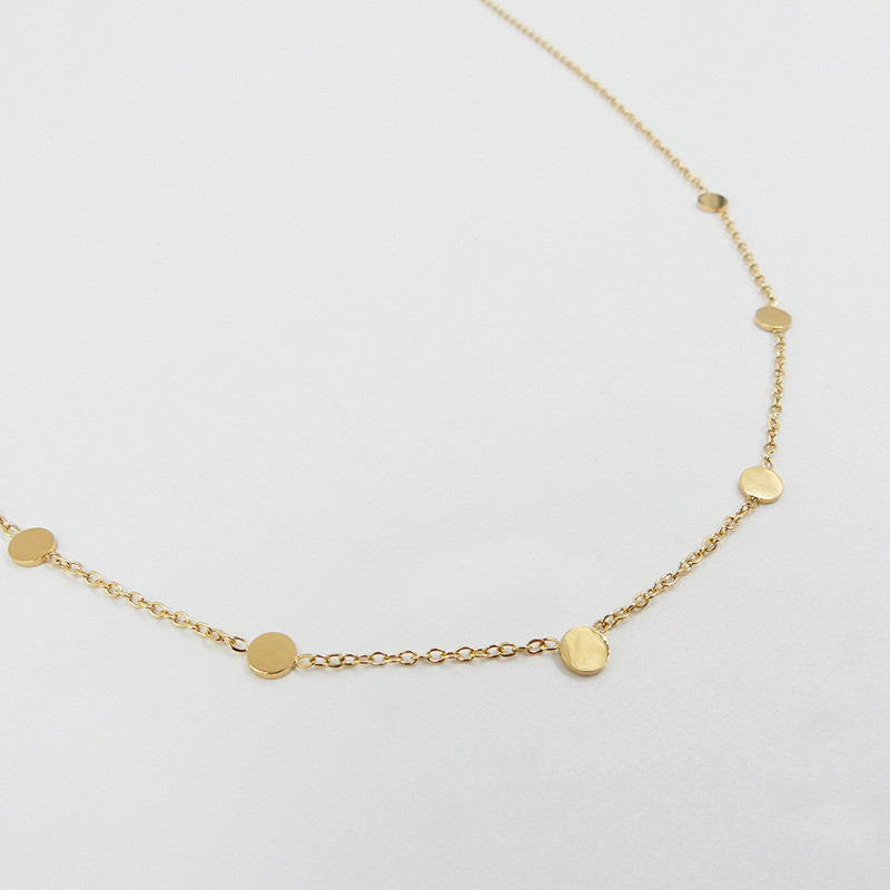 Collier acier doré avec pastilles