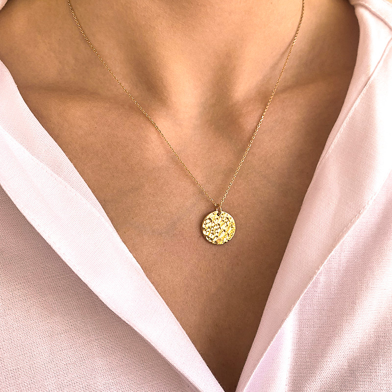 Médaille Dorée martelée 15mm