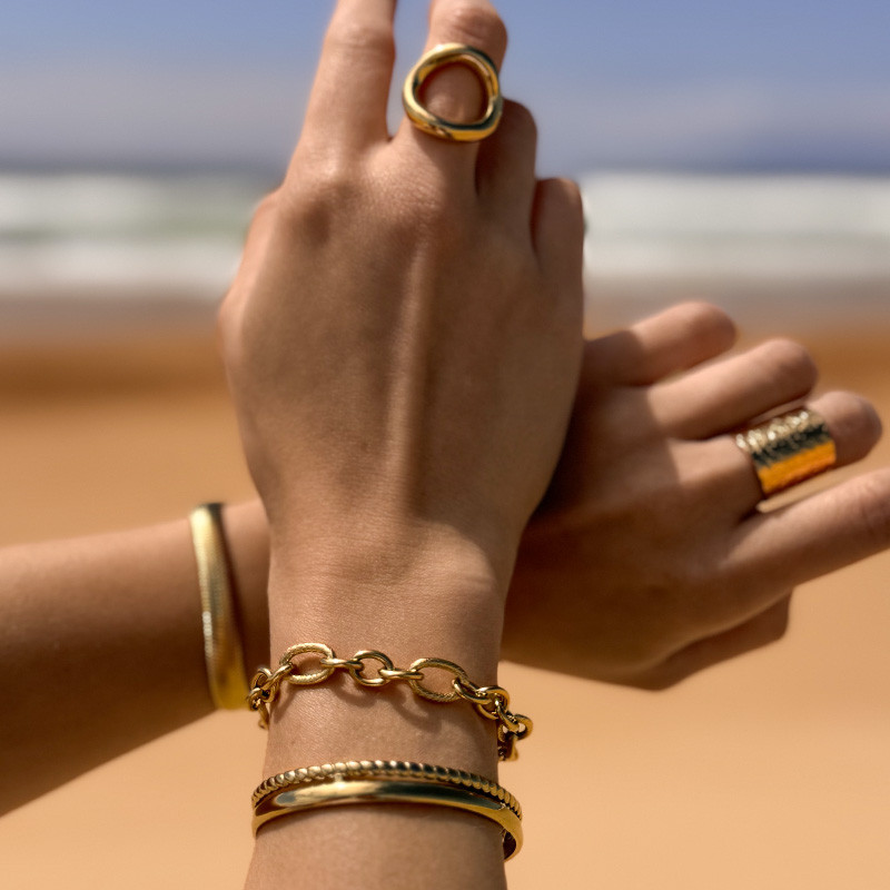 Bracelet acier doré maille ovale allongé