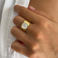 Bague ajustable acier doré texturée Nacre