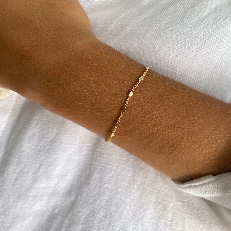 Bracelet plaqué or avec petits coeurs
