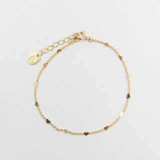 Bracelet plaqué or avec petits coeurs