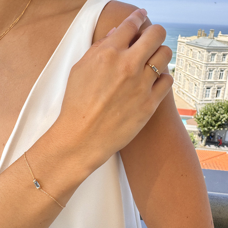 Bracelet or 18 carats baguette Topaze Bleue