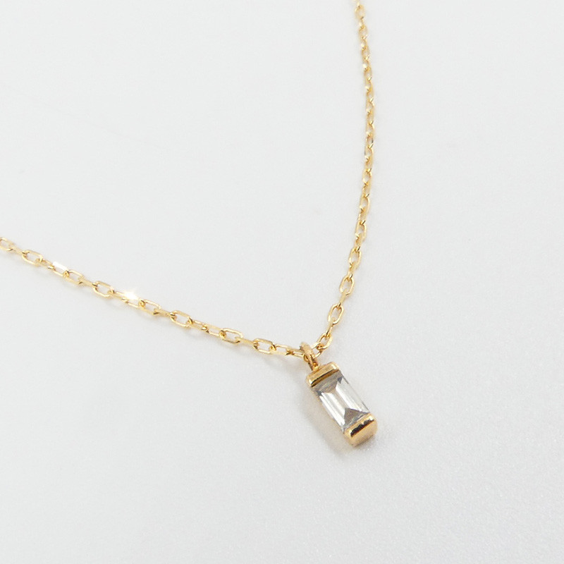 Collier or 18 carats baguette Diamant blanc