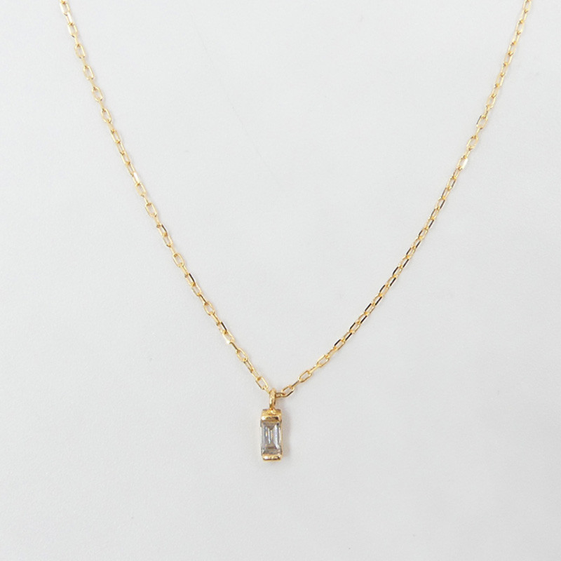 Collier or 18 carats baguette Diamant blanc