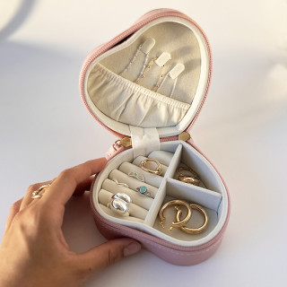 Boîte à bijoux coeur en simili cuir