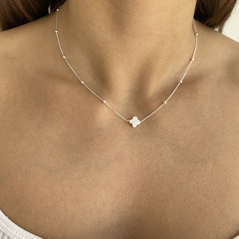 Collier Argent Trèfle en Nacre