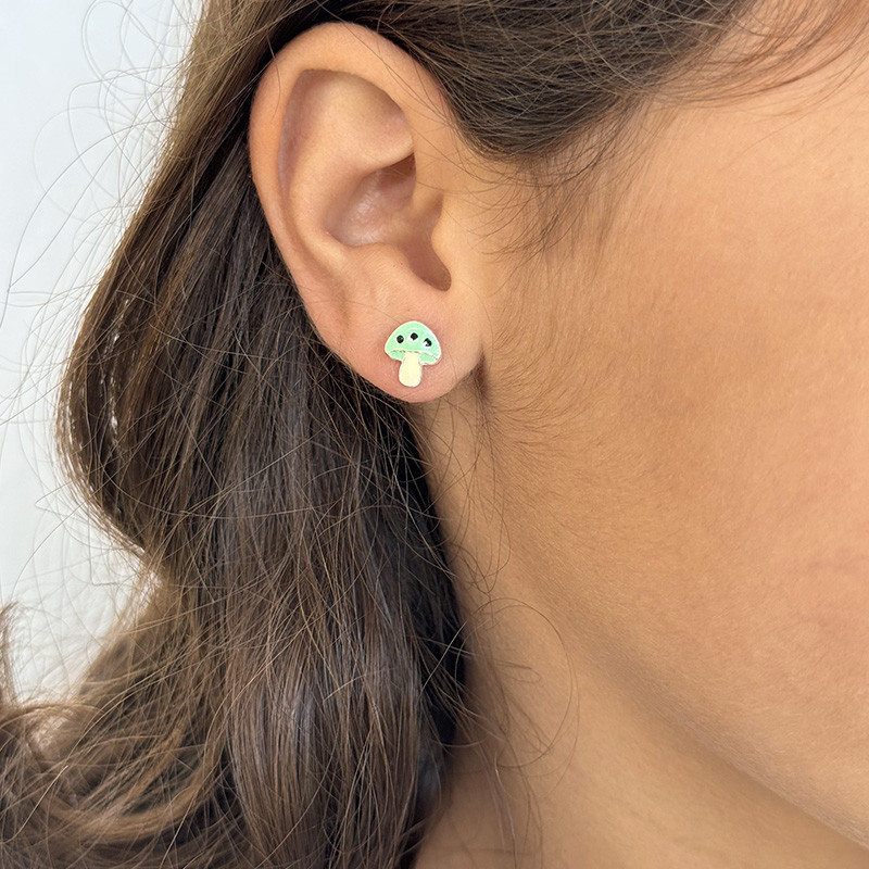 Clous argent enfant champignon