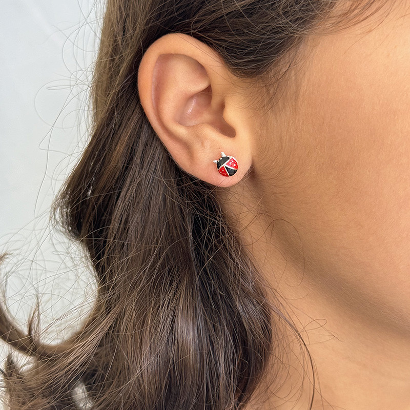 Clous argent enfant coccinelle