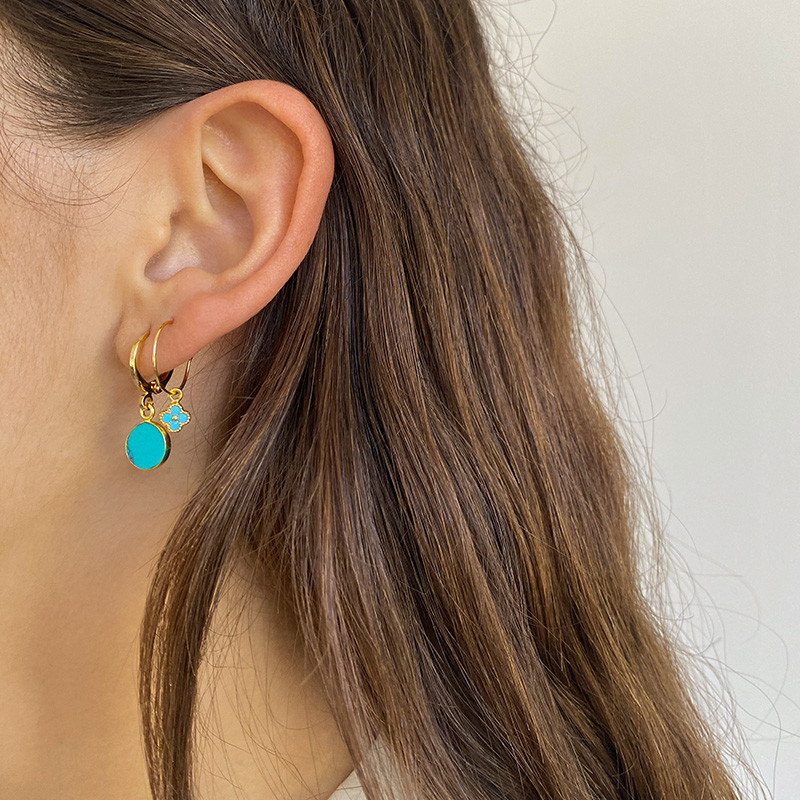 Boucle à l'unité dorée ronde Turquoise Africaine