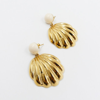 Boucles d’oreilles acier pendantes coquillage