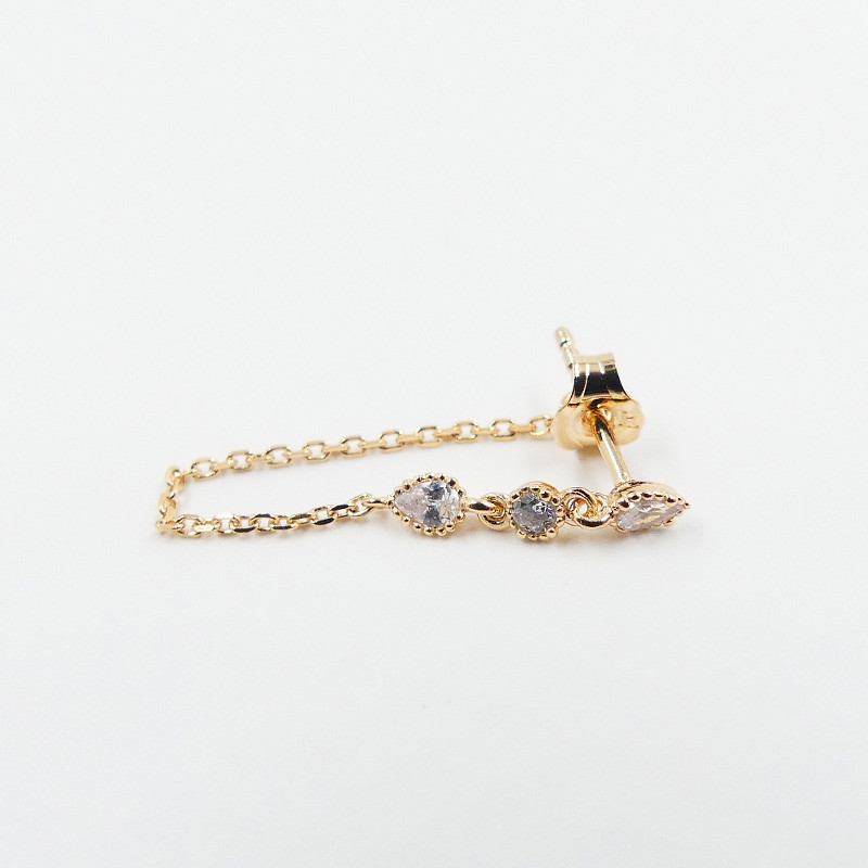 Boucle à l'unité Dorée pendante strass et chaînette