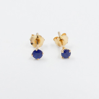 Clous en or 18 carats et Saphir