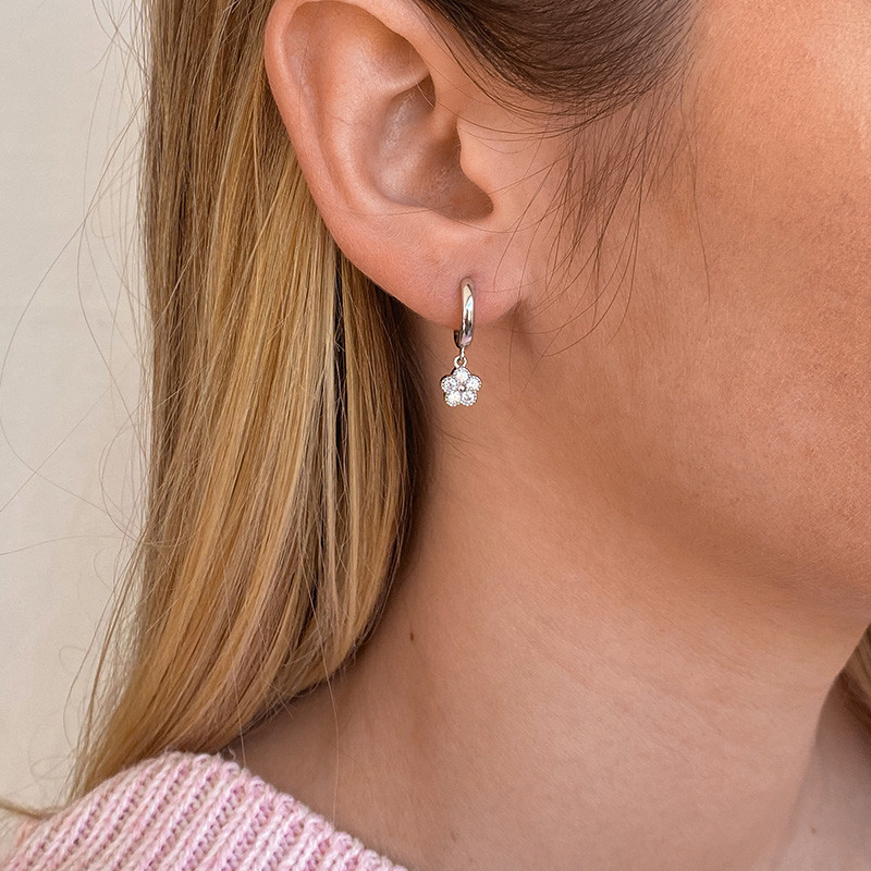 Boucle à l'unité argent fleur strass