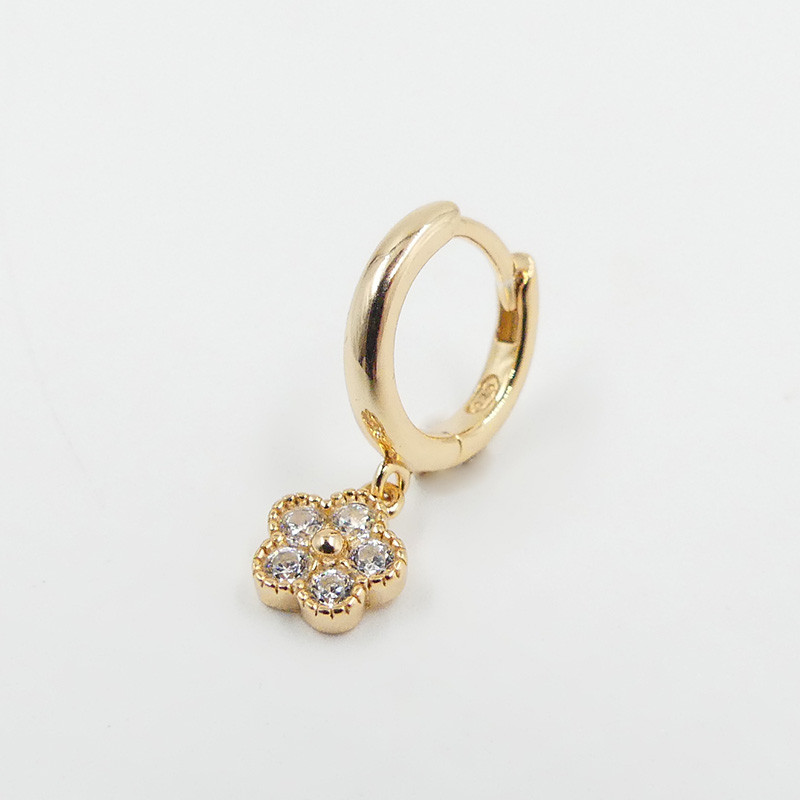 Boucle à l'unité doré fleur strass