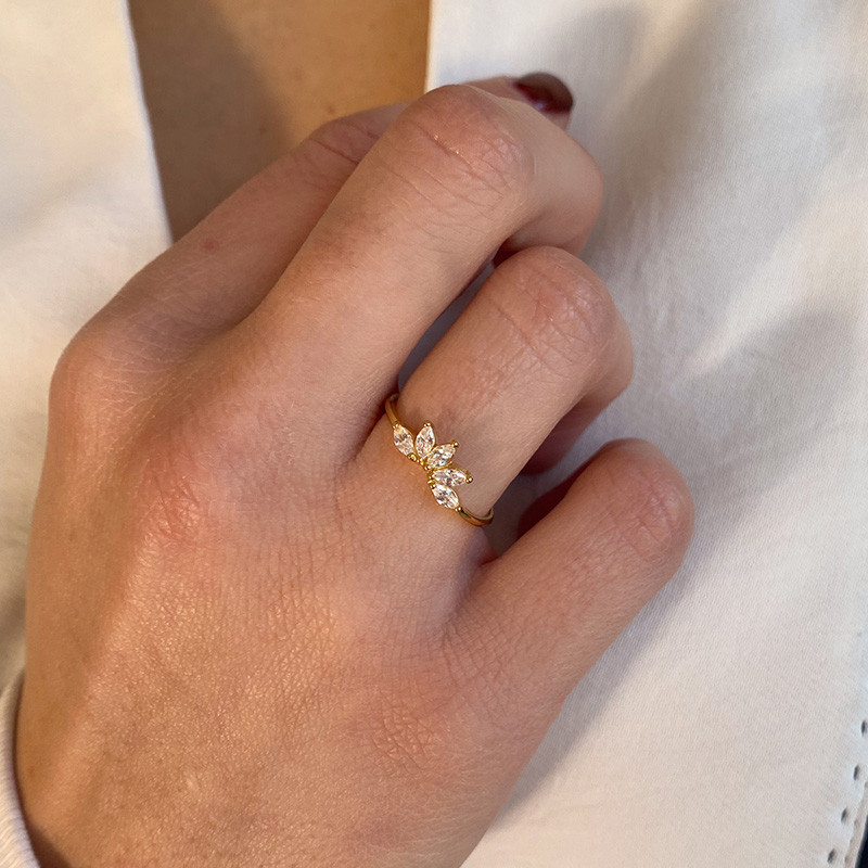 Bague Plaqué or Fleur de lotus strass