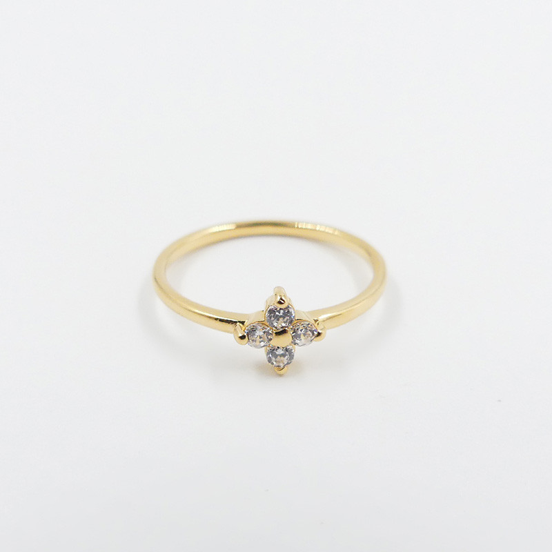 Bague Dorée trèfle strass