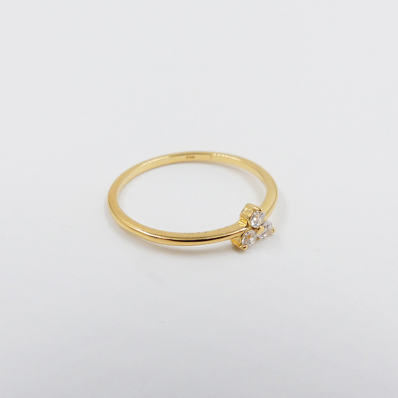 Bague Dorée trois strass