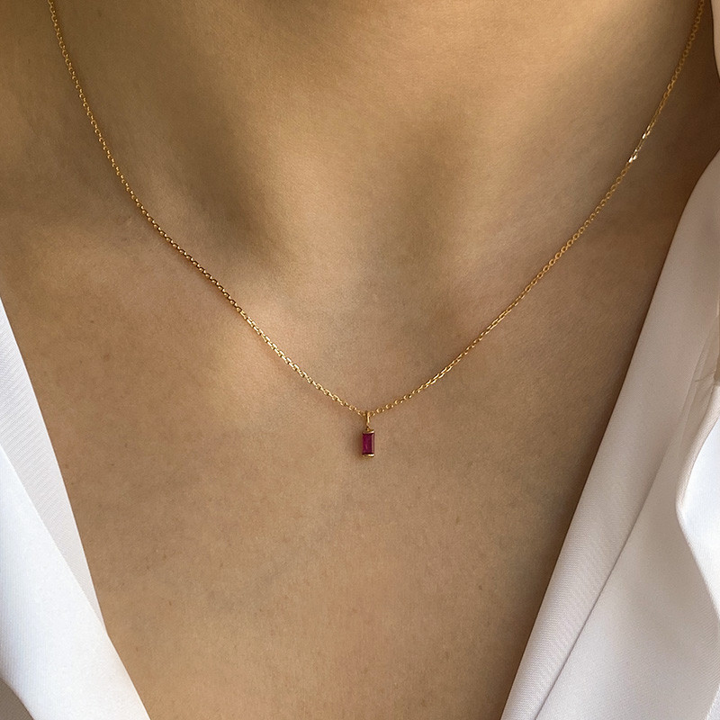 Collier or 18 carats baguette Rubis
