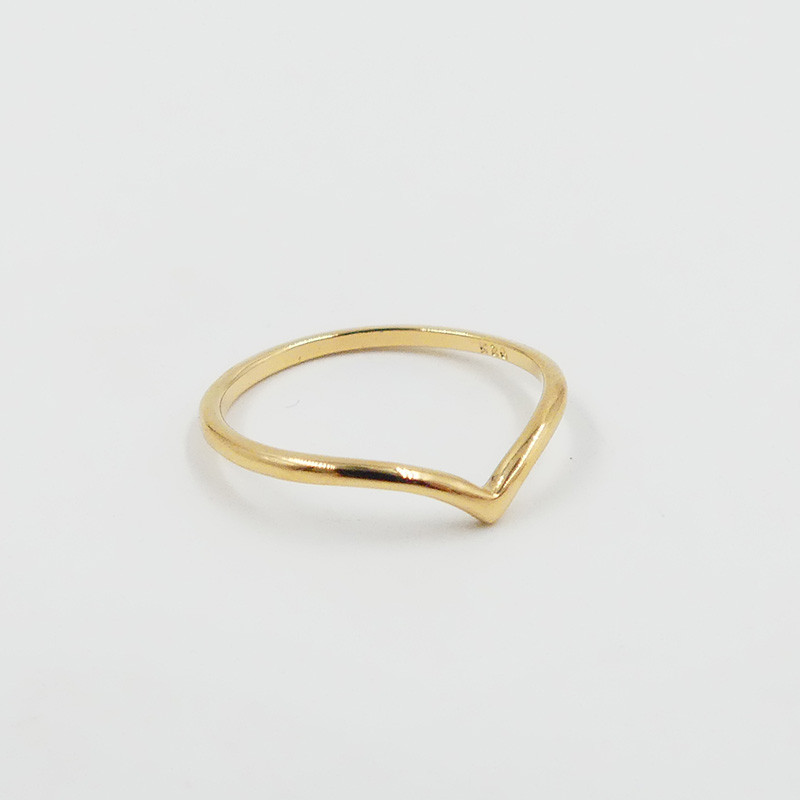 Bague dorée Chevron