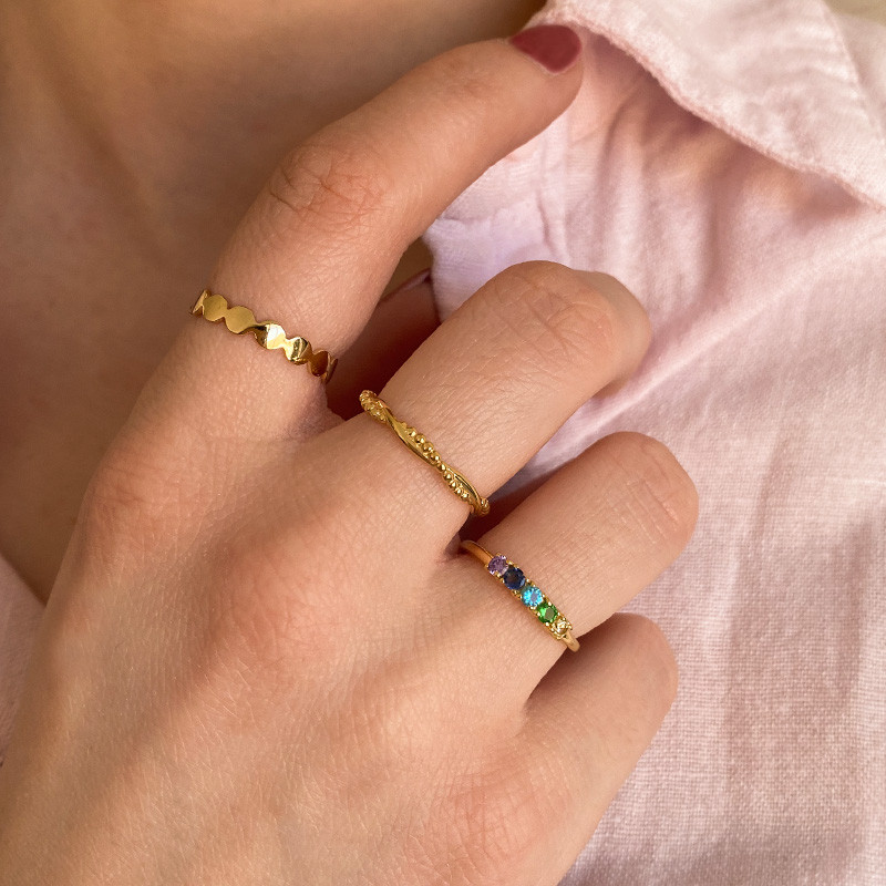 Bague dorée fine ondulée