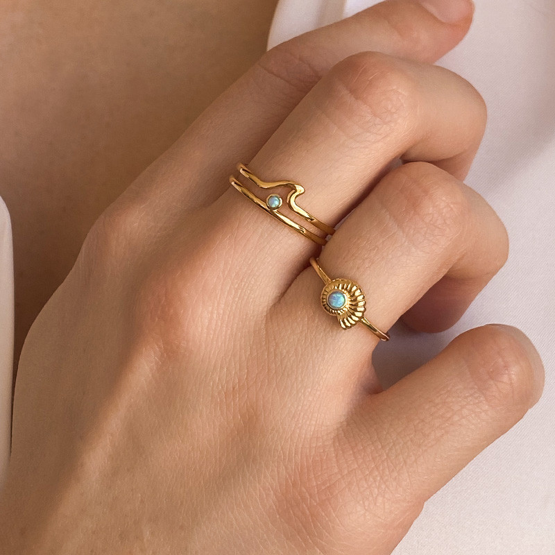 Bague dorée Surfeur