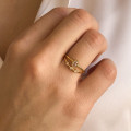 Bague dorée couronne strass