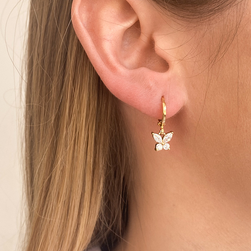 Boucle à l'unité plaqué or papillon strass