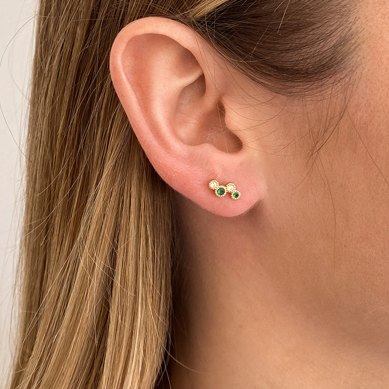 Clous d'oreilles plaqué or zigzag strass