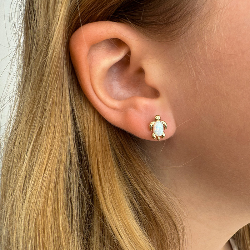 Clous d'oreilles enfant plaqué or tortue