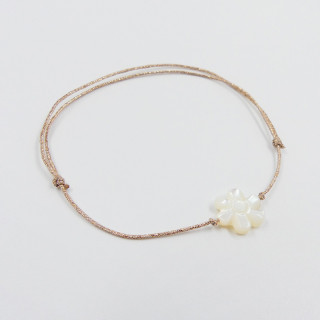 Bracelet Cordon Doré fleur nacre