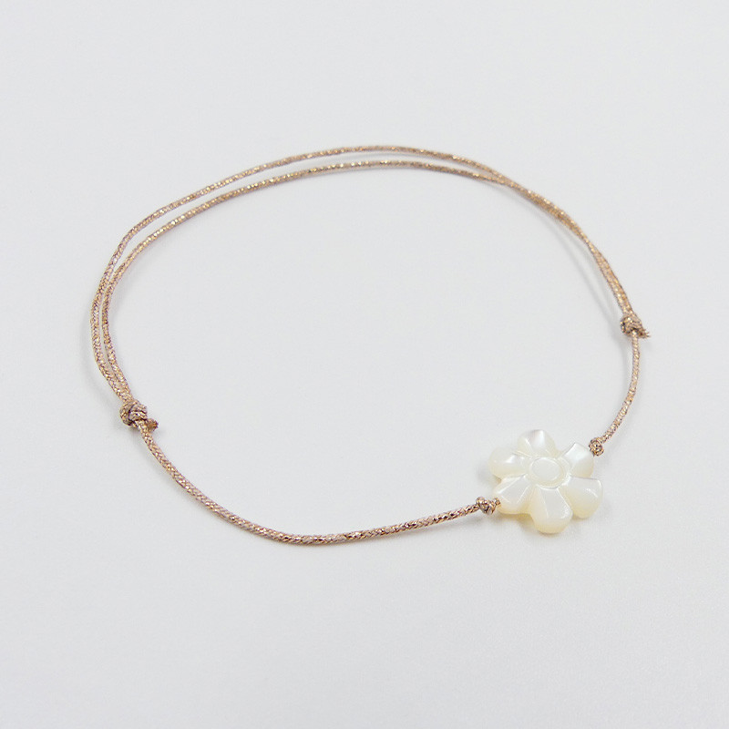 Bracelet Cordon Doré fleur nacre