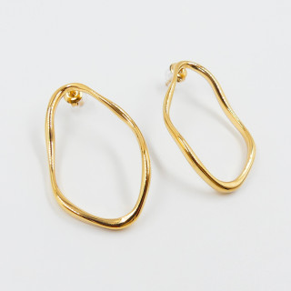 Boucles d’oreilles acier doré ondulées