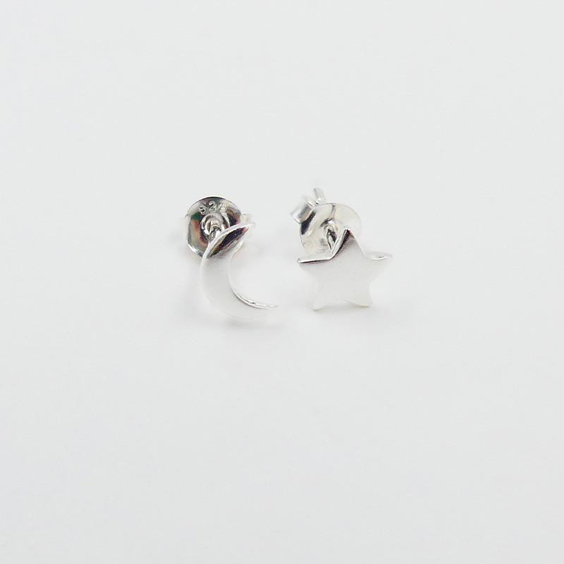 Clous argent étoile et lune