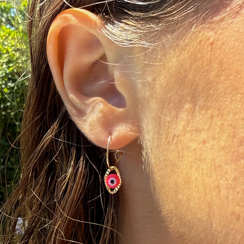 Boucle à l'unité d'oreilles plaqué or et oeil rose